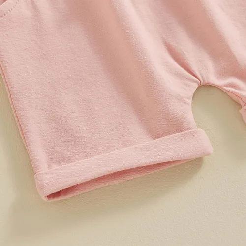 Vista 6 de Conjunto de 2 piezas de ropa para bebé niña pequeña con letras bordadas, camiseta y pantalones cortos para correr