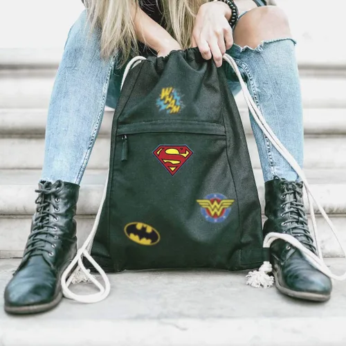 Vista 2 de C&D Visionary Aplicación Superman Logo Patch, 3 pulgadas