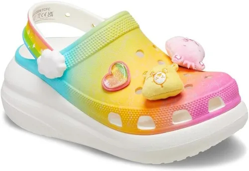 Vista 2 de Crocs Zuecos Pikachu clásicos unisex para adultos Care Bear