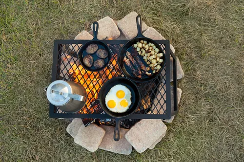 Vista 6 de Amazon Basics Rejilla de Parrilla de Camping Portátil Extra Resistente para Cocinar en Fogatas, Negro