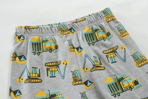 Vista 6 de Little Hand Pijamas de dinosaurio para niños pequeños, pijamas de verano con diseño de camión monstruo para niños, conjuntos cortos de 2 a 7 años