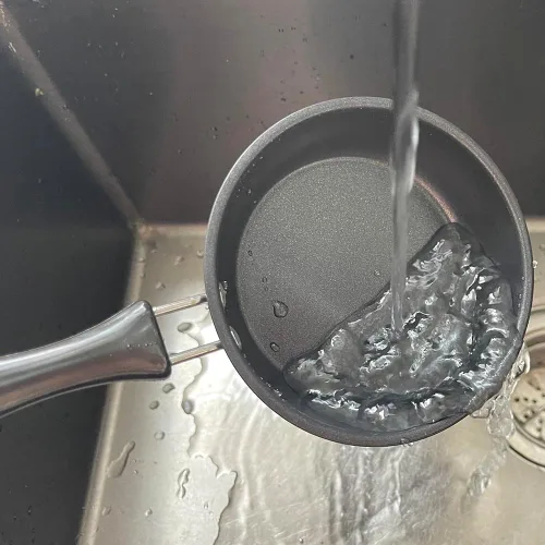 Vista 7 de Mini sartén para huevos de 4.7 pulgadas, 3 piezas, sartén antiadherente con mango de baquelita, olla de hierro fundido diseñada para huevos