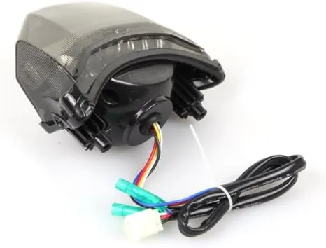 Vista 3 de Luces traseras LED secuenciales integradas Lente de humo para Yamaha FZ6 2004-2009