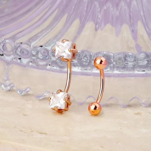 Vista 3 de JEWSEEN Paquete de 2 anillos de ombligo de tamaño pequeño de 056oz de acero quirúrgico cuadrados AAA circonita cúbica anillos de ombligo curvos