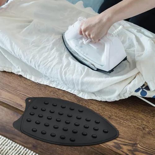 Vista 3 de yuntop 2 almohadillas de silicona multiusos resistentes al calor, almohadillas protectoras para tabla de planchar, planchas planas, rizadores (negro)