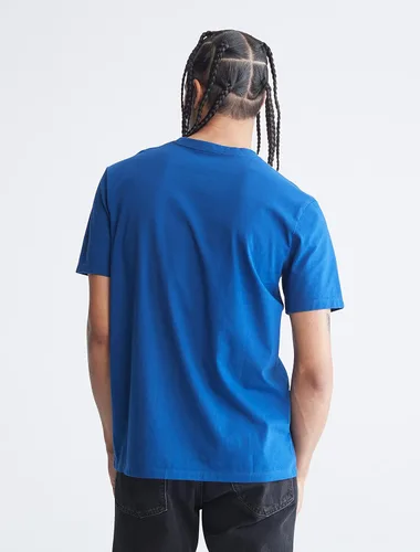 Vista 2 de Calvin Klein Camiseta de cuello redondo con logotipo de textura de pintura para hombre