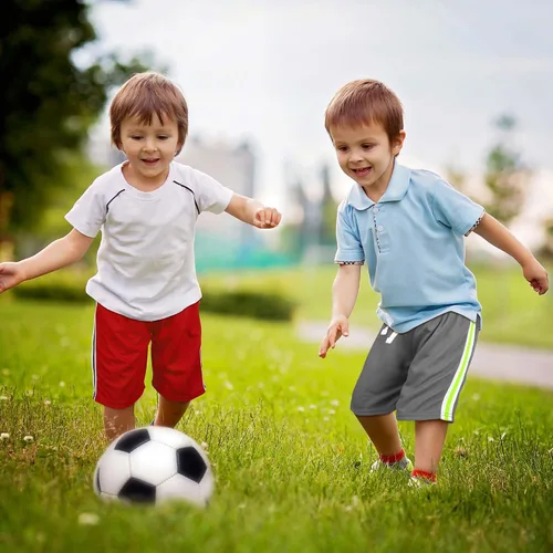 Vista 2 de Poroka Paquete de 5 pantalones cortos de malla para niños pequeños, de secado rápido, pantalones cortos deportivos con cordón para correr, baloncesto