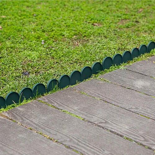 Vista 4 de Evelyne Borde de borde de jardín en medio círculo (semicírculo) diseño arqueado – 15 piezas de revestimiento de valla de jardinería verde barrera