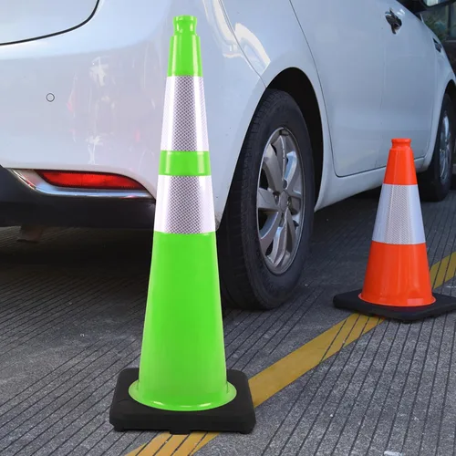 Vista 6 de OrangeStar 6 Pack 36" Conos de seguridad de tráfico, conos de estacionamiento verdes con collar reflectante, conos de construcción con base