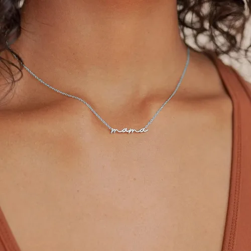 Vista 2 de Collar de mamá para el día de la madre para mamá, moderno, lindo, simple, delicado, cursivo, con tarjeta de cita significativa, Acero inoxidable, No