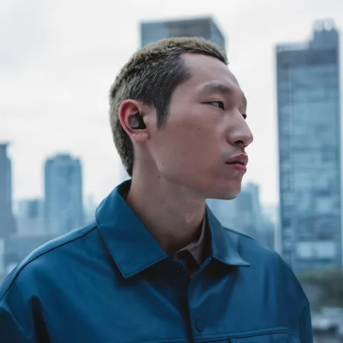 Vista 2 de Sennheiser Momentum True Wireless 4 - Auriculares inteligentes con Bluetooth 5.4, sonido cristalino, diseño cómodo, duración de la batería de 30