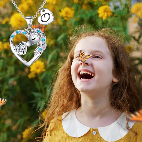 Vista 3 de Regalos de unicornios para niñas y niños, collar de corazón, collares de unicornio para niñas, collares con iniciales, joyería de unicornio, joyería