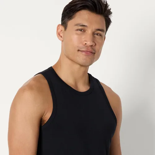 Vista 4 de Amazon Essentials Camiseta sin mangas modal súper suave para hombre, paquete de 2