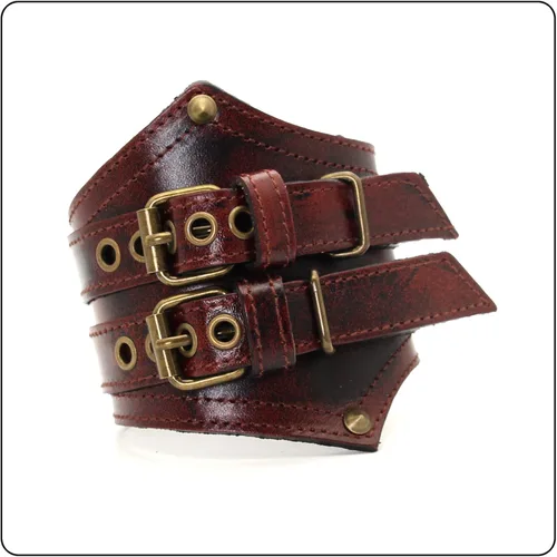 Vista 2 de Pulsera de cuero ancho con hebilla de cinturón punk rock