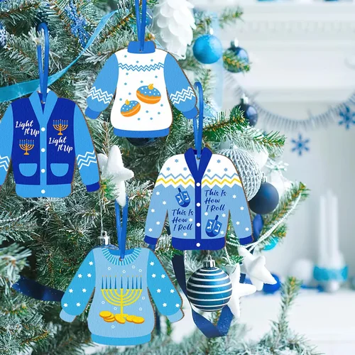 Vista 4 de Adornos de madera de Hanukkah, decoración de suéter feo, menorá judía, dreidel, estrellas de David Chanukah, decoración colgante, colgante de suéter