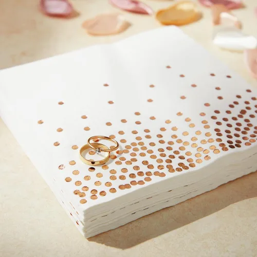 Vista 4 de Juvale Servilletas de cóctel con confeti de oro rosa, 5 x 5 pulgadas, 100 unidades, desechables de 3 capas, papel de aluminio con lunares