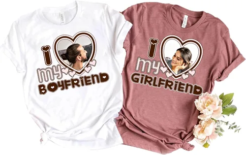 Vista 2 de NAZENTI Camisa con foto personalizada con texto en inglés I Love My Girlfriend Boyfriend My Girlfriend is Watching You