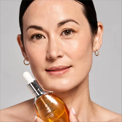 Vista 6 de SKINN Aceite facial luminoso antienvejecimiento para pieles sensibles secas y maduras, aceite facial ligero y no graso que reduce las líneas finas
