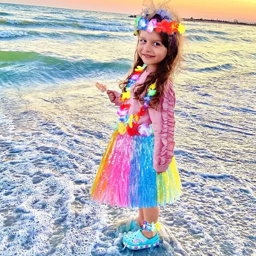 Vista 7 de Fortuning's JDS Falda hawaiana de hierba hula para niña, con flores elásticas a juego, juego de disfraz para fiesta de playa tropical Luau Azul