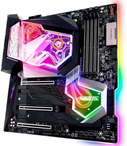 Vista 4 de GIGABYTE Z390 AORUS Xtreme WATERFORCE