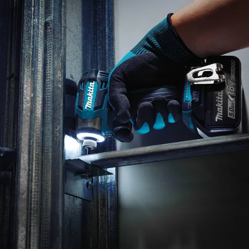 Vista 11 de Makita XT297T 18V LXT® Kit de Combo Inalámbrico Sin Escobillas de Iones de Litio, 2 Piezas (5.0Ah)