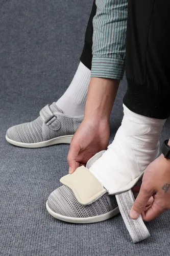 Vista 6 de ZUMEIJIA Zapatos diabéticos para mujer zapatos casuales ajustables zapatos anchos para ancianos pies hinchados antideslizantes amortiguación de aire