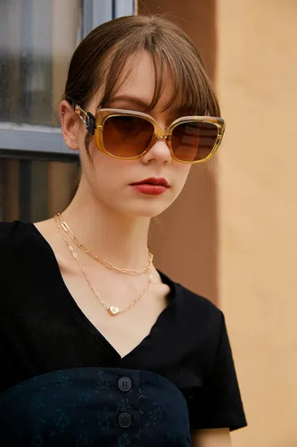 Vista 7 de Karsaer Vision - Gafas de sol cuadradas vintage de moda para mujer con estilo inspirado en la conducción