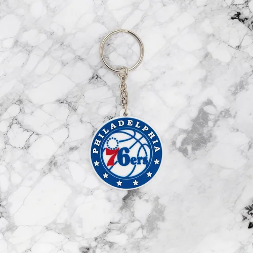 Vista 5 de Desert Cactus NBA Keychain – Official National Basketball League Keys Holder for Car, Backpack – Eastern Conference Gift(PVC)