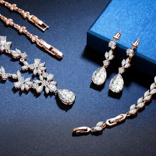 Vista 4 de Joyería de boda para novia, collar de novia de plata con circonita cúbica transparente, juego de joyas de novia para boda, fiesta de boda