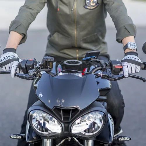 Vista 6 de Quad Lock Soporte de teléfono para manillar de motocicleta para iPhone, Galaxy Pixel y adaptadores universales