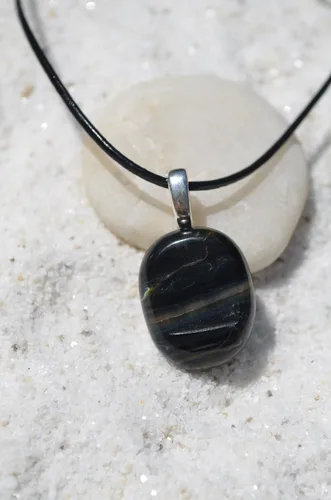 Vista 6 de Collar de cordón de cuero con piedra de palma de ojo de tigre azul, Piedra de ojo de tigre azul