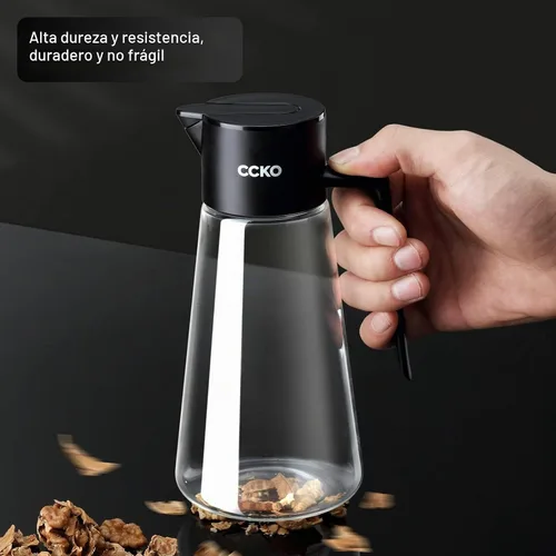 Vista 3 de CCKO Botella dispensadora de aceite de oliva de vidrio con boquilla abatible automática de 19 onzas para cocina, dispensador de aceite de cocina sin