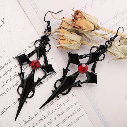 Vista 3 de Sacina Aretes de cruz gótica, aretes de cruz negra para mujer, aretes góticos, aretes góticos, aretes de Halloween, joyería de disfraces, regalo