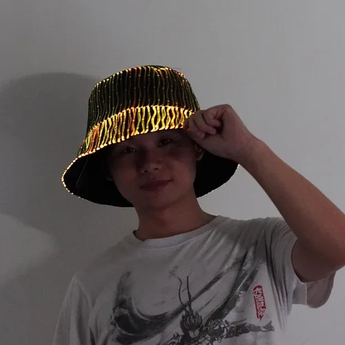 Vista 4 de Sombrero iluminado Rave Bucket Hat 7 colores intermitente resplandor LED sombrero neón loco sombreros para festival equipo para fiesta sombreros