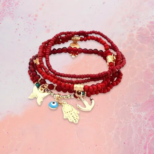 Vista 3 de Pulsera vintage chapada en oro de 18 quilates con dije de mariposa Hamsa y cuentas bohemias