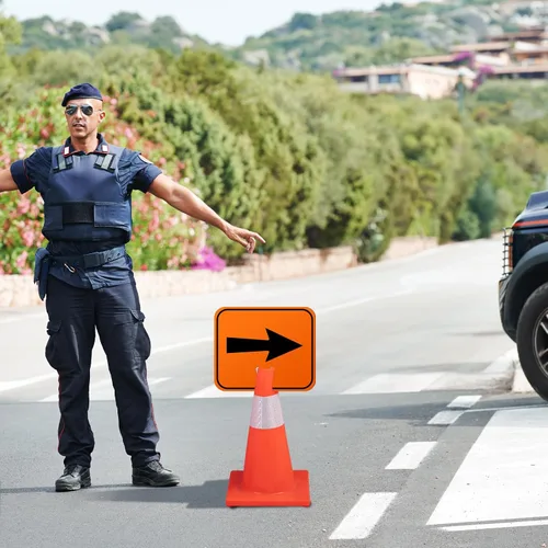 Vista 7 de Geetery 18 letreros de desviación de flecha de tráfico naranja, cono de carretera, direccional superior izquierda, derecha, flechas rectas