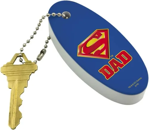 Vista 2 de GRAPHICS & MORE Superman Super Dad Shield Logo Llavero flotante de espuma ovalada para barco de pesca, boya, Multi