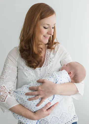 Vista 6 de Amazing Baby Manta de recepción grande, manta para bebés, niños y niñas, franela de algodón más suave de Estados Unidos, el mejor regalo de ducha
