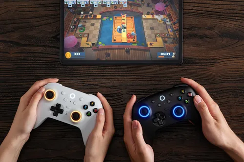 Vista 6 de 8BitDo Ultimate 2 Wireless Controller for Windows & Android, Gaming Controller with TMR Joysticks, Switchable Hall EffectTactile Triggers, RGB Fire