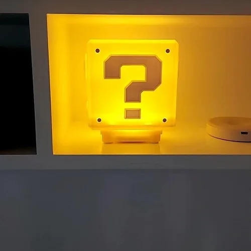 Vista 2 de Super Bros Lámpara de bloque de preguntas, luz nocturna LED cuadrada con cable USB, lámpara de mesa con efecto de sonido de moneda de juego, lámpara
