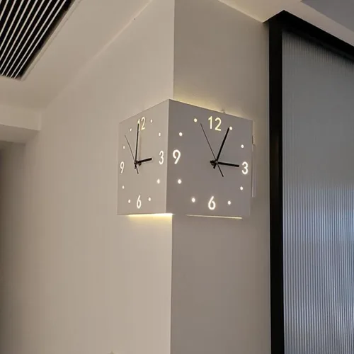 Vista 13 de KYOFIS Reloj de pared Corne de doble cara, reloj de pared de esquina luminoso con sensor con escala numeral, funciona con pilas, reloj de pared Azul