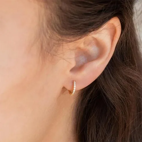 Vista 7 de Kainier Aretes de aro chapados en oro de 18 quilates con circonita cúbica, aretes de cartílago, hipoalergénicos para mujeres y niñas, color rosaoro