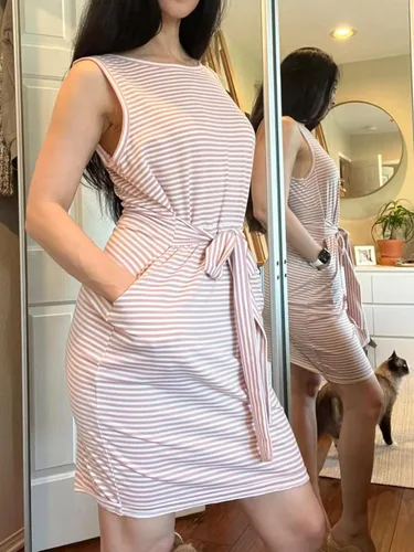 Vista 3 de IFFEI Mommy and Me - Vestidos de verano para mujer, sin mangas, a rayas, vestido casual con lazo en la cintura, mini vestidos familiares a juego