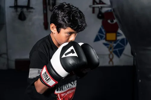 Vista 5 de Title Boxing Guantes de entrenamiento Gel Suspense, negro/blanco, 12 oz