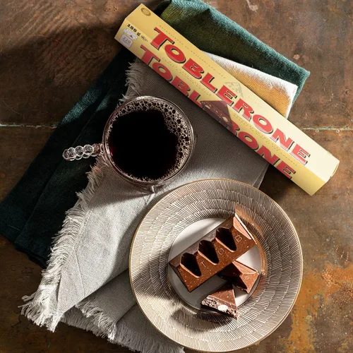 Vista 6 de Toblerone Chocolate con leche, 3.52 oz