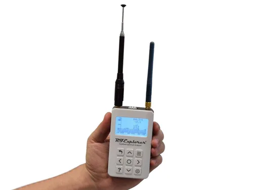 Vista 3 de RF Explorer Digital Handheld Spectrum Analyzer 4G Combo Plus - Delgado