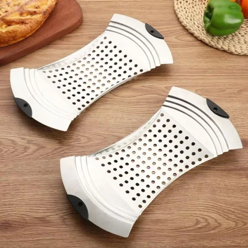 Vista 4 de Spaetzle Maker de acero inoxidable con mango de agarre, colador de pasta, cuchara espumadora, colador de pasta, herramienta tradicional de bola