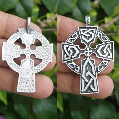 Vista 6 de OhDeal4U - Collar con colgante de cruz de triquetra celta de peltre