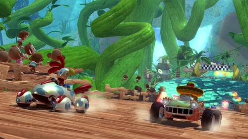 Vista 8 de Sonic & SEGA All-Stars Racing - Xbox 360