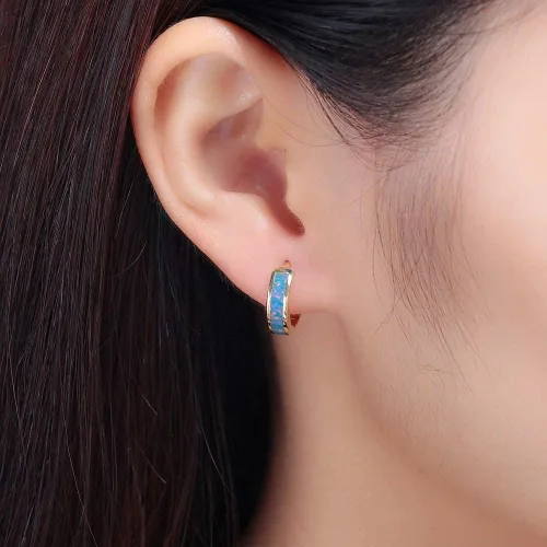 Vista 149 de CiNily Aretes Huggie de ópalo con bisagras, chapados en oro, hipoalergénicos, pequeños aretes de aro para mujeres, adolescentes, niñas, hombres